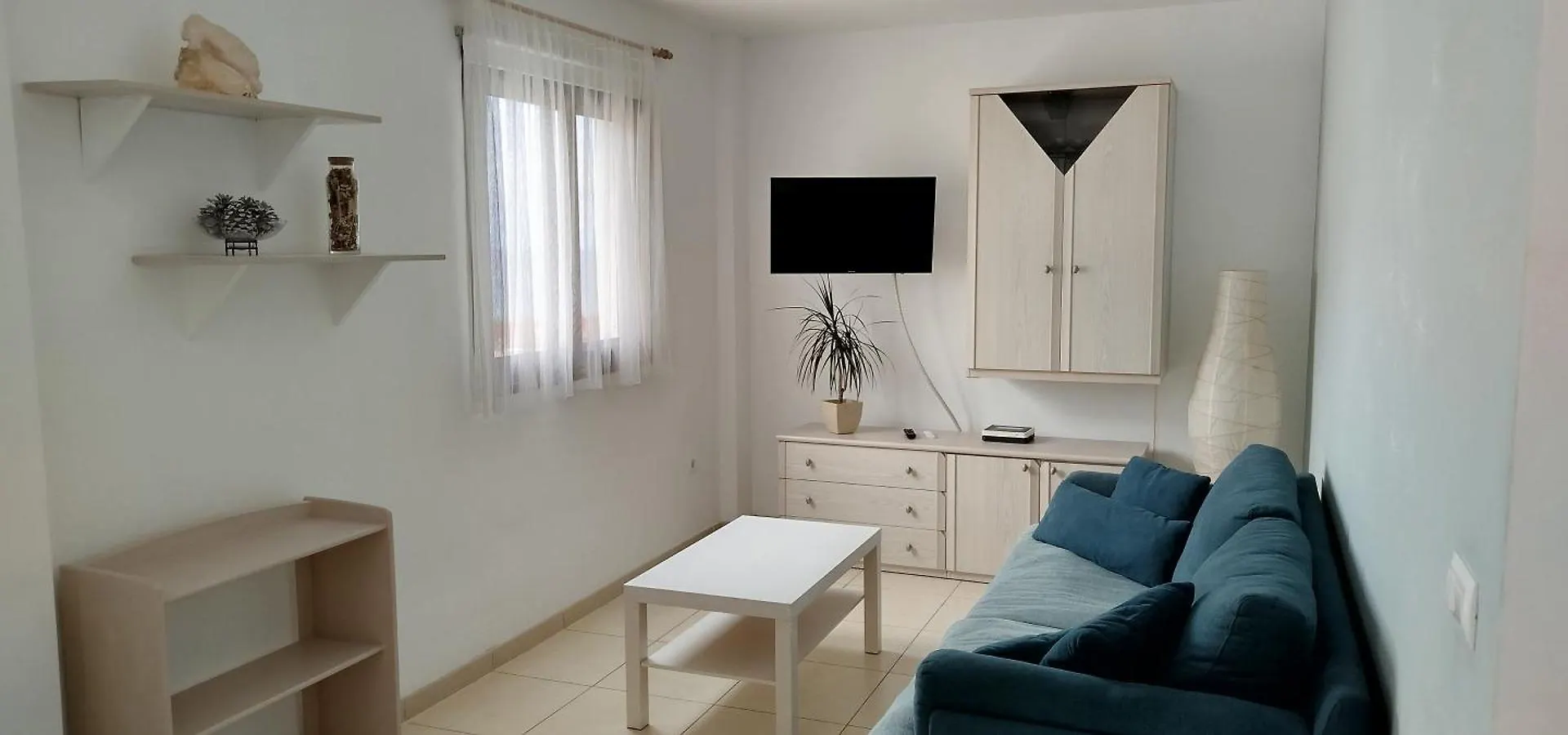 Estudio - descanso y bienestar en La Punta Punta Del Hidalgo España
